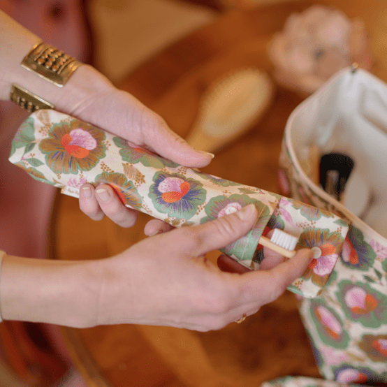 Pochette brosse à dents fleur de thé