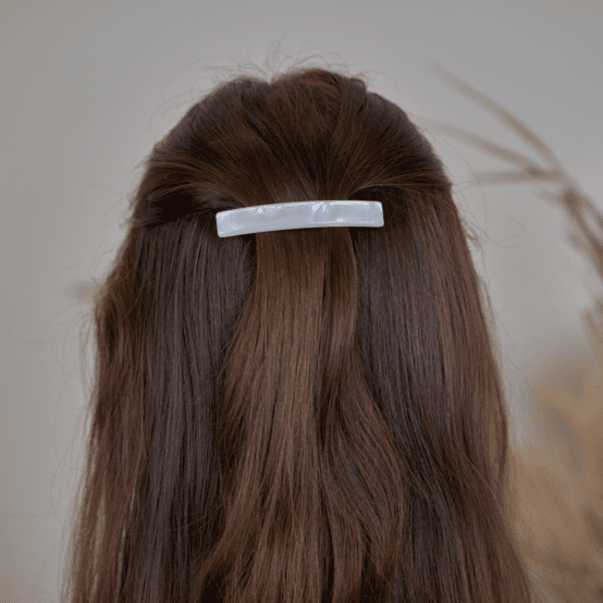 Barrette rectangle moyenne blanc nacré
