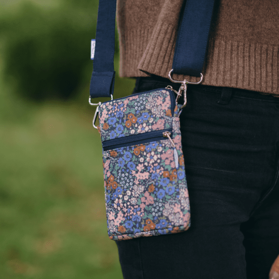 Pochette téléphone matelassée monet lilas