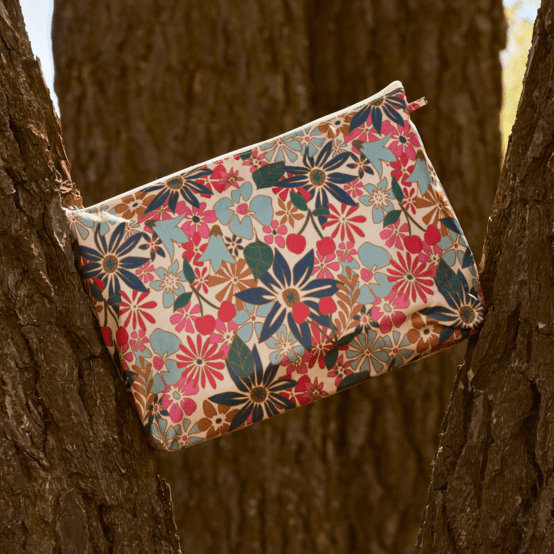 Trousse de toilette cerise en fleur