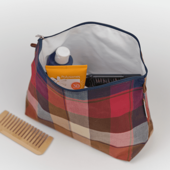 Trousse de toilette tartan lurex rubis