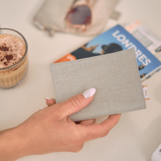 Protège passeport lin doré