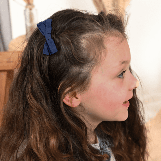 Barrette ruban bleu marine