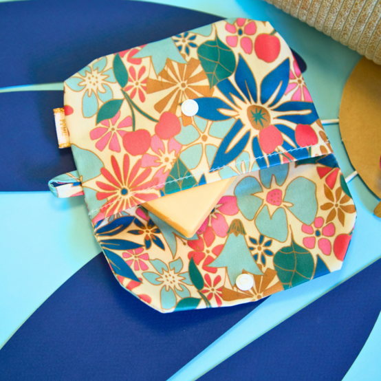 Pochette Savon cerise en fleur