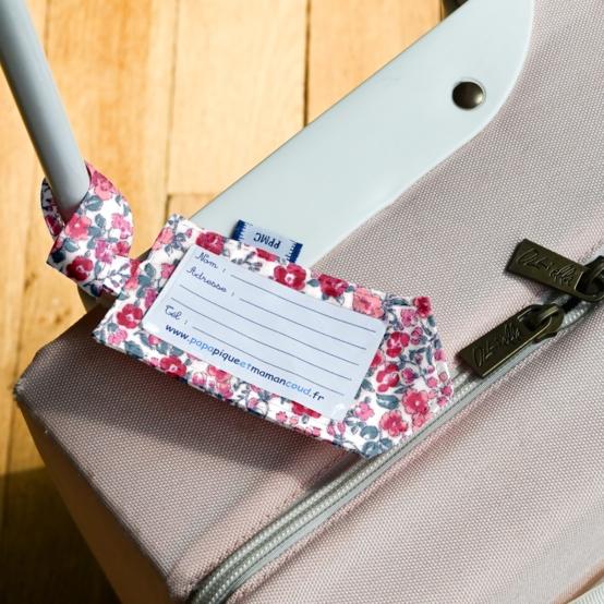 Etiquette bagage rose grenadine