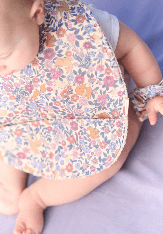 Bavoirs bébé et serviettes
