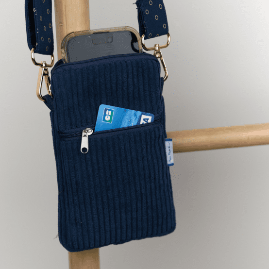 Pochette téléphone matelassée velours côtelé large marine