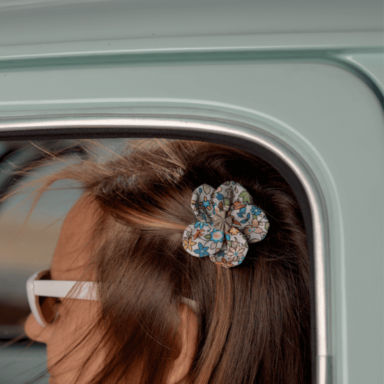 Petite Barrette Pétales de Fleur mille et une fleurs
