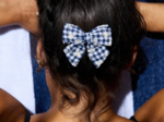 Barrette noeud papillon vichy brodé marine