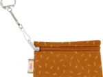 Pochette porte-clés paille dorée caramel