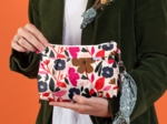 Pochette plissée champ floral