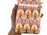 Pochette téléphone matelassée ikat ocre