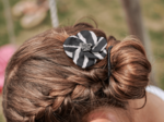 Petite Barrette Pétales de Fleur zèbre
