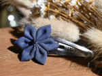 Barrette clic-clac fleur étoile jean fin