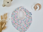 Bavoir bandana pastel fleuri