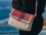 Rabat sac compagnon tartan lurex rubis