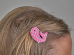 Barrette Baleine vichy rose fluo
