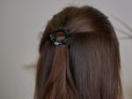 Barrette fleur petite noir nacré