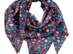 Foulard pompon huppette fleurie