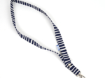 Porte-clés collier rayé ivoire marine