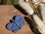 Barrette petit papillon jean fin