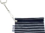 Pochette porte-clés rayé argent marine