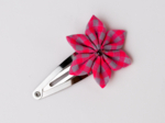 Barrette clic-clac fleur étoile vichy rose fluo