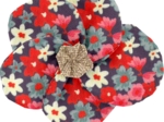 Petite Barrette Pétales de Fleur tapis rouge