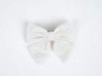 Barrette noeud papillon broderie anglaise étoiles blanches