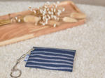 Pochette porte-clés rayé argent marine