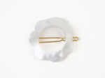 Barrette fleur petite blanc nacré