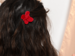 Barrette petit papillon rouge tangerine