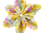 Barrette fleur étoile 4 mimosa jaune rose