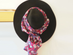 Foulard pompon pavot  fuchsia