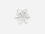 Barrette fleur étoile broderie anglaise étoiles blanches