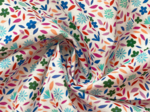 Tissu coton au mètre ex2445 brindilles fleuries fond blanc
