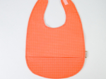 Bavoir tissu plastifié vichy orange fluo