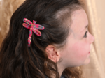 Barrette libellule badiane framboise