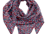 Foulard pompon romance fleurie