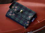 Mini pochette porte-monnaie tartan fleuri