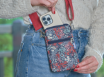 Pochette téléphone matelassée jardin d'aurore