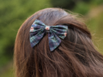 Barrette noeud papillon tartan fleuri