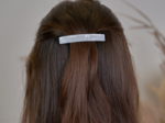 Barrette rectangle moyenne blanc nacré