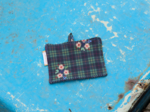 Porte badge tartan fleuri