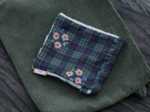 Carré Démaquillant Lavable tartan fleuri