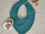 Bavoir bandana gaze pois or eucalyptus