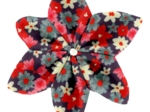 Barrette fleur étoile tapis rouge