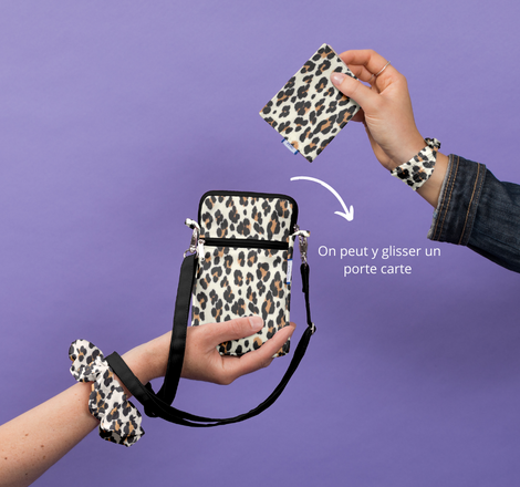 Pochette pailletée sale argent
